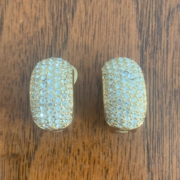 Gorgeous Vintage Dior Half Hoop Pave Rhinestone Clip Earrings - Picture 1 of 4